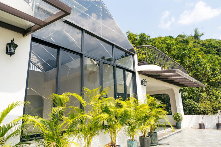 Sete ideias de parede de vidro no design de interiores - Portal Vidros Parede de Vidro