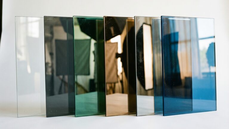 Quando usar o vidro refletivo e o espelho no seu projeto?